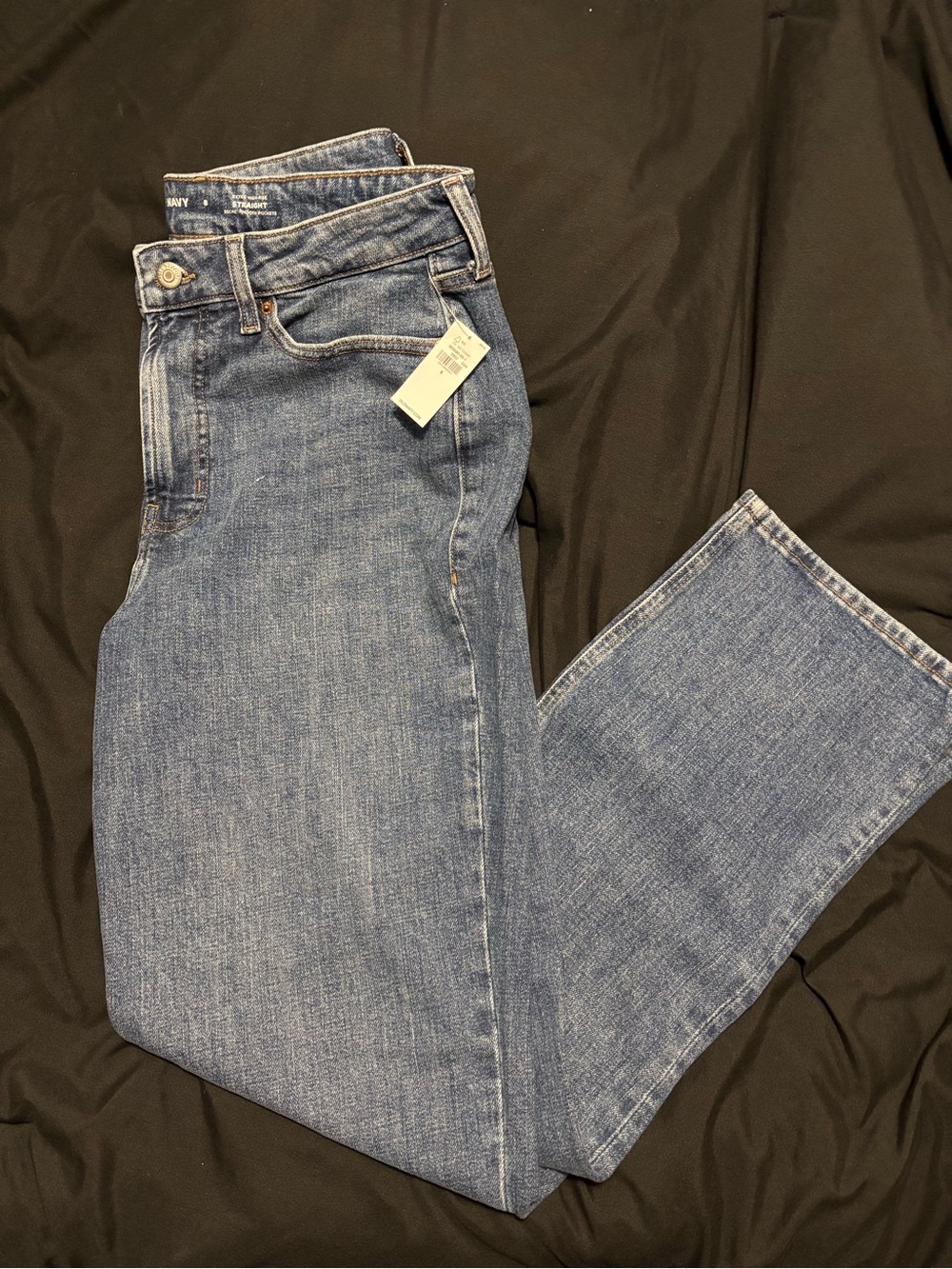 Old Navy Straight-Leg Women’s Jeans in Medium Blue